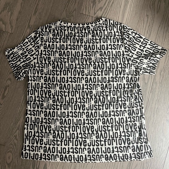 Printing Style Love Tee - Picture 3 of 5